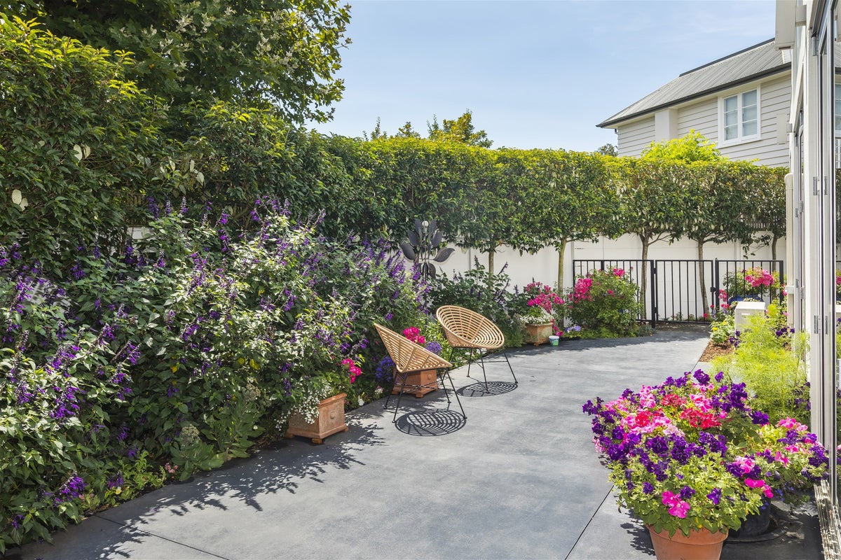 3A Church Lane, Merivale, Christchurch - Carousel 24