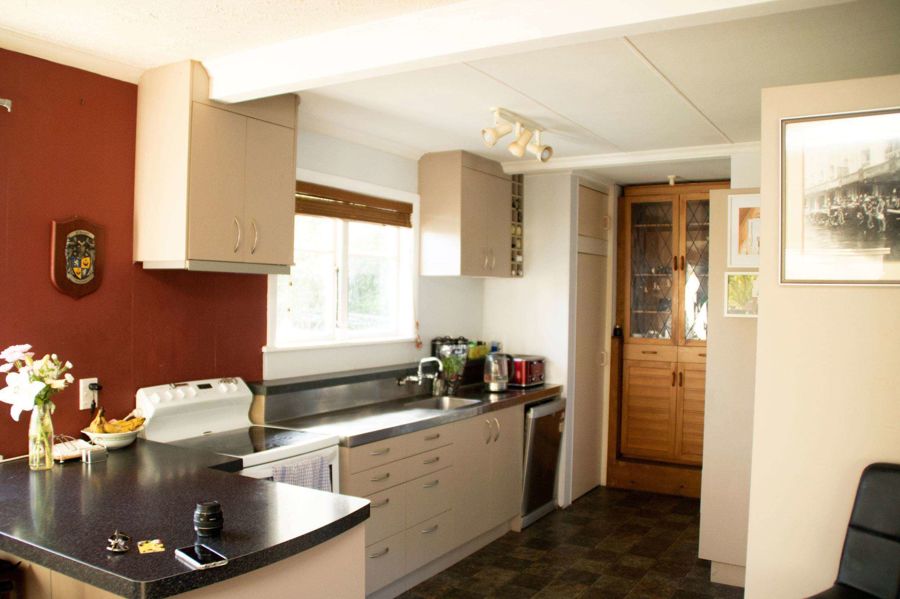 31A Brook Street, The Brook, Nelson - Carousel 2
