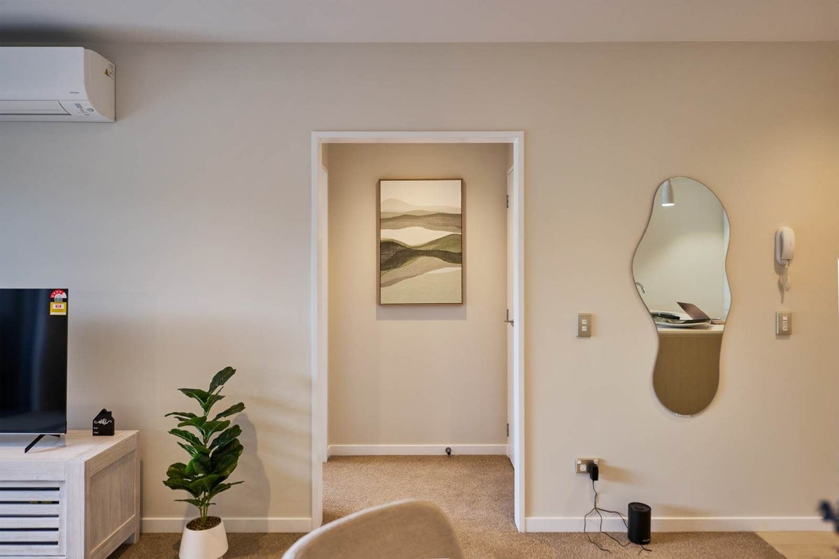 202/4 Bute Road, Browns Bay, Auckland - Carousel 1