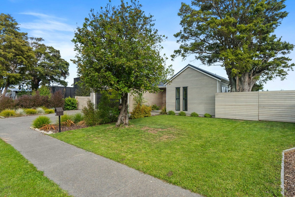 36 Marine Corps Drive, Solway, Masterton - Carousel 21
