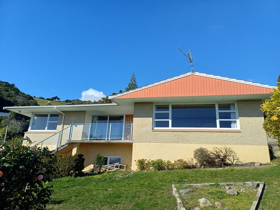 57 Chamberlain Street, Tahunanui, Nelson - Carousel 1