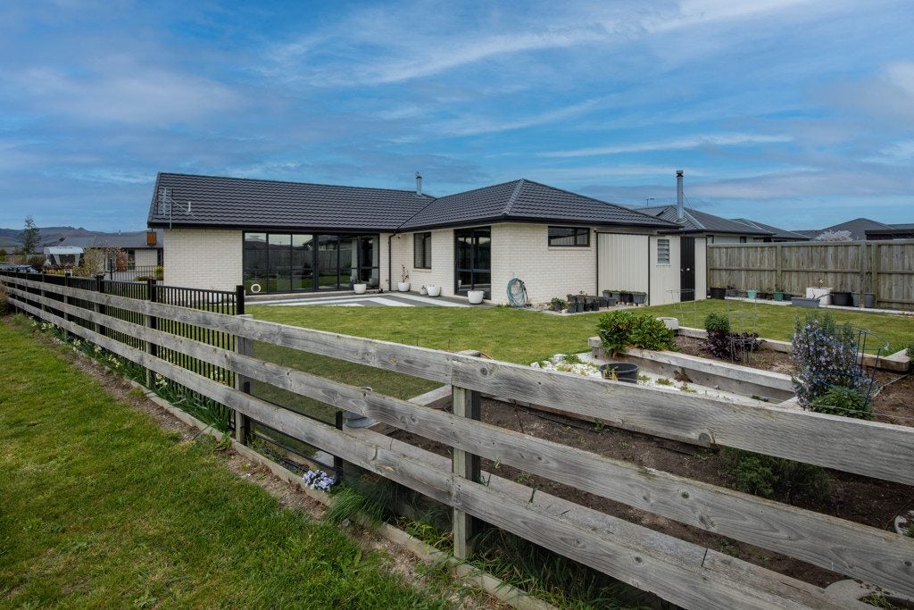 60 Makybe Terrace, Lincoln, Lincoln - Carousel 1