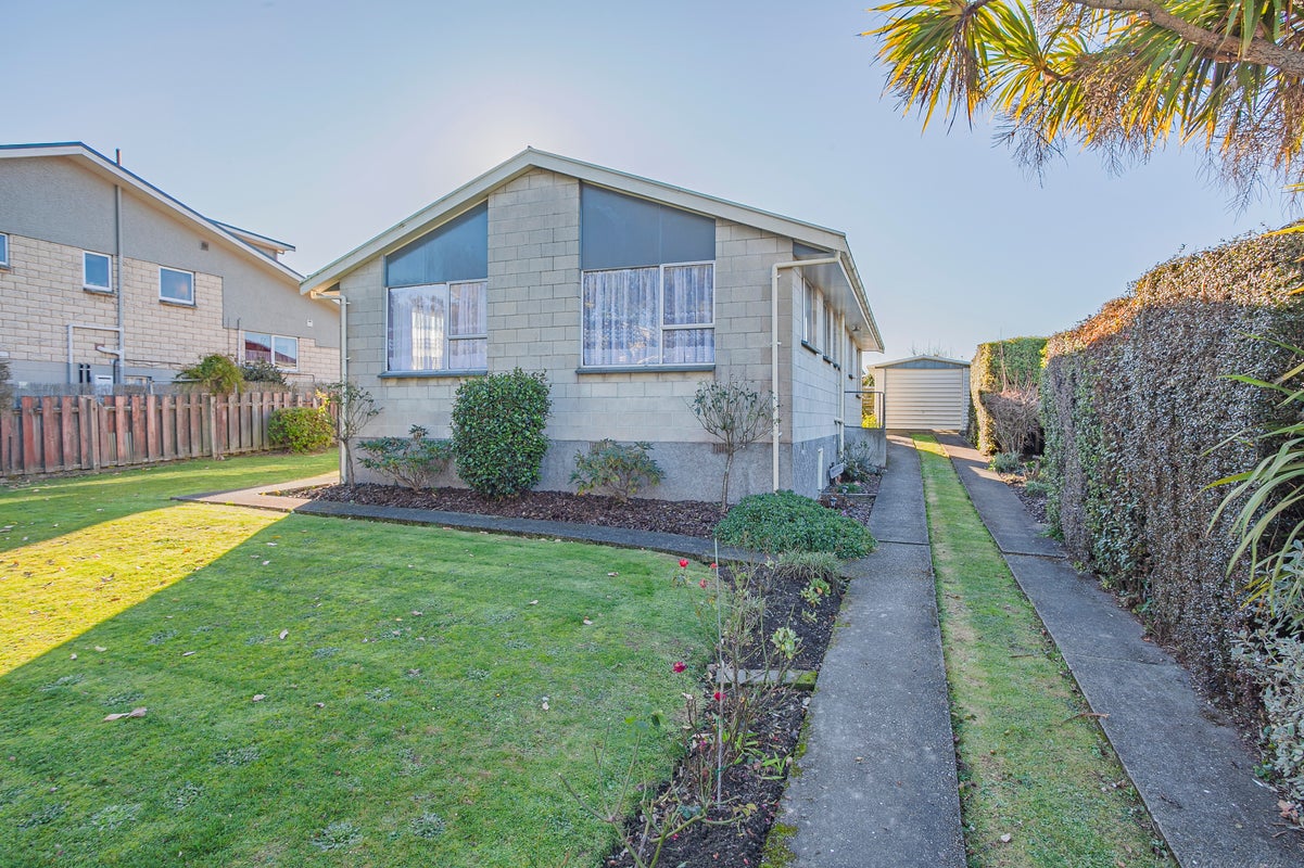 3 Benmore Street, Glenwood, Timaru - Carousel 1