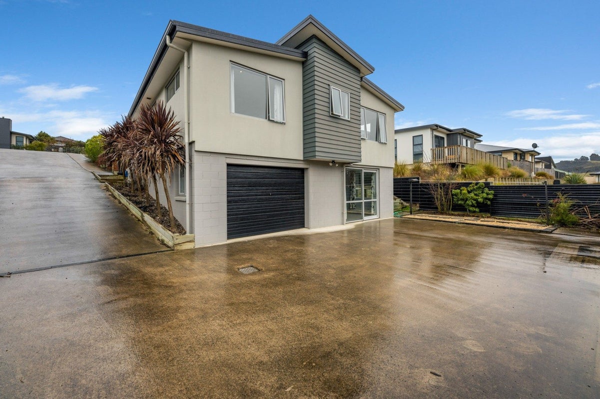 31 Grandvista Drive, Green Island, Dunedin - Carousel 1