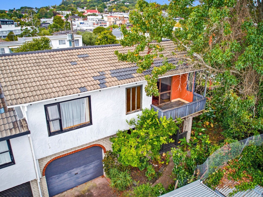 11B Lloyd Avenue, Mount Albert, Auckland - Carousel 1