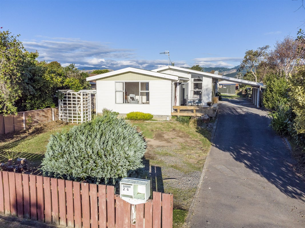 24 Callender Terrace, Paraparaumu Beach, Paraparaumu - Carousel 1