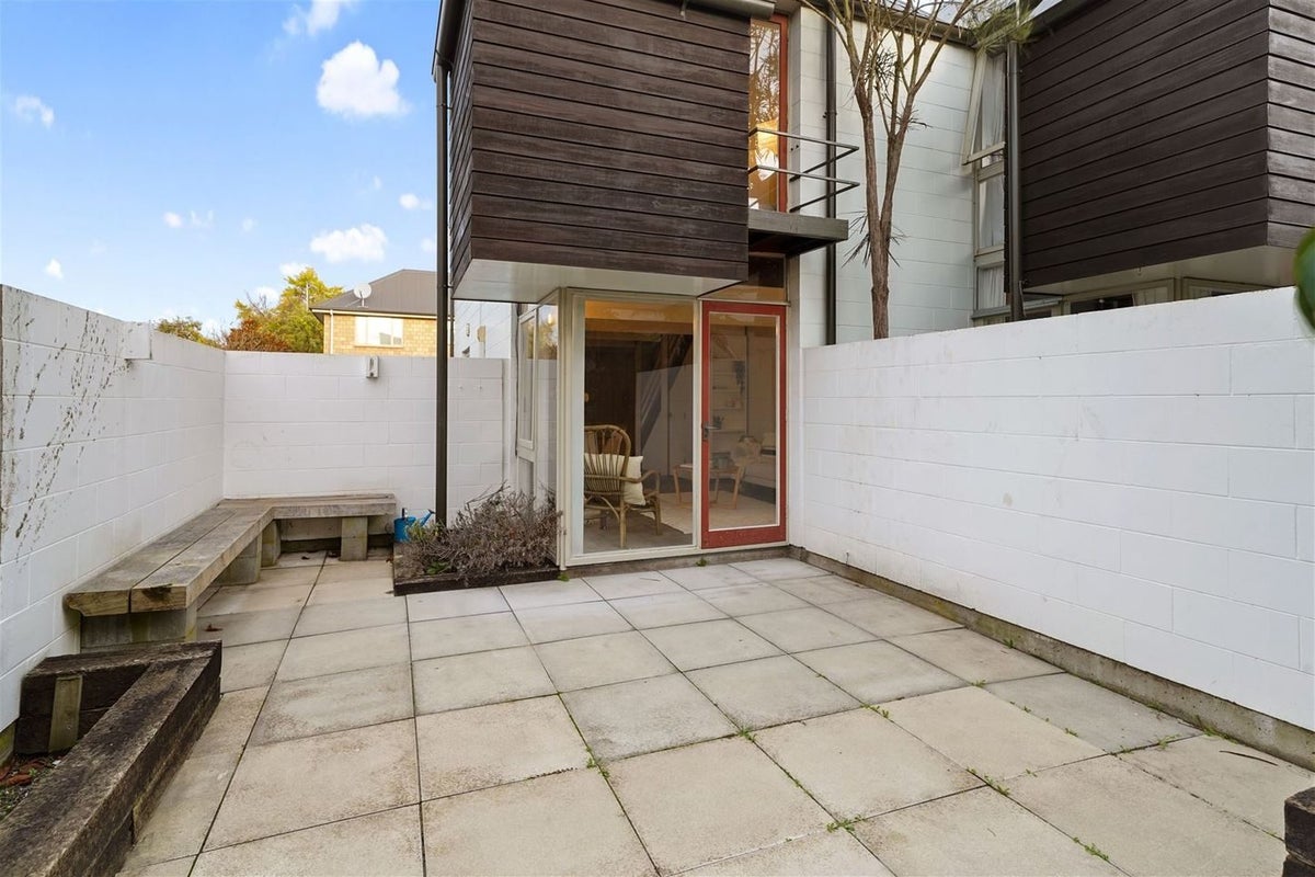 8/30 Clissold Street, Merivale, Christchurch City, Canterbury - Carousel 2