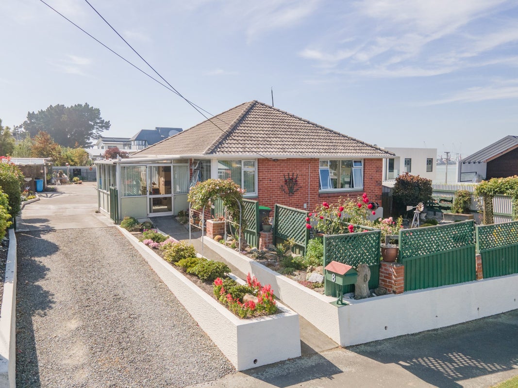 8 Richmond Street, Waimataitai, Timaru - Carousel 1