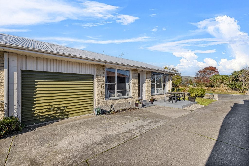 1/50 Clydesdale Street, Woolston, Christchurch - Carousel 1
