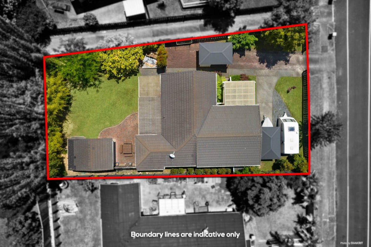 80 John Downs Drive, Browns Bay, Auckland - Carousel 2