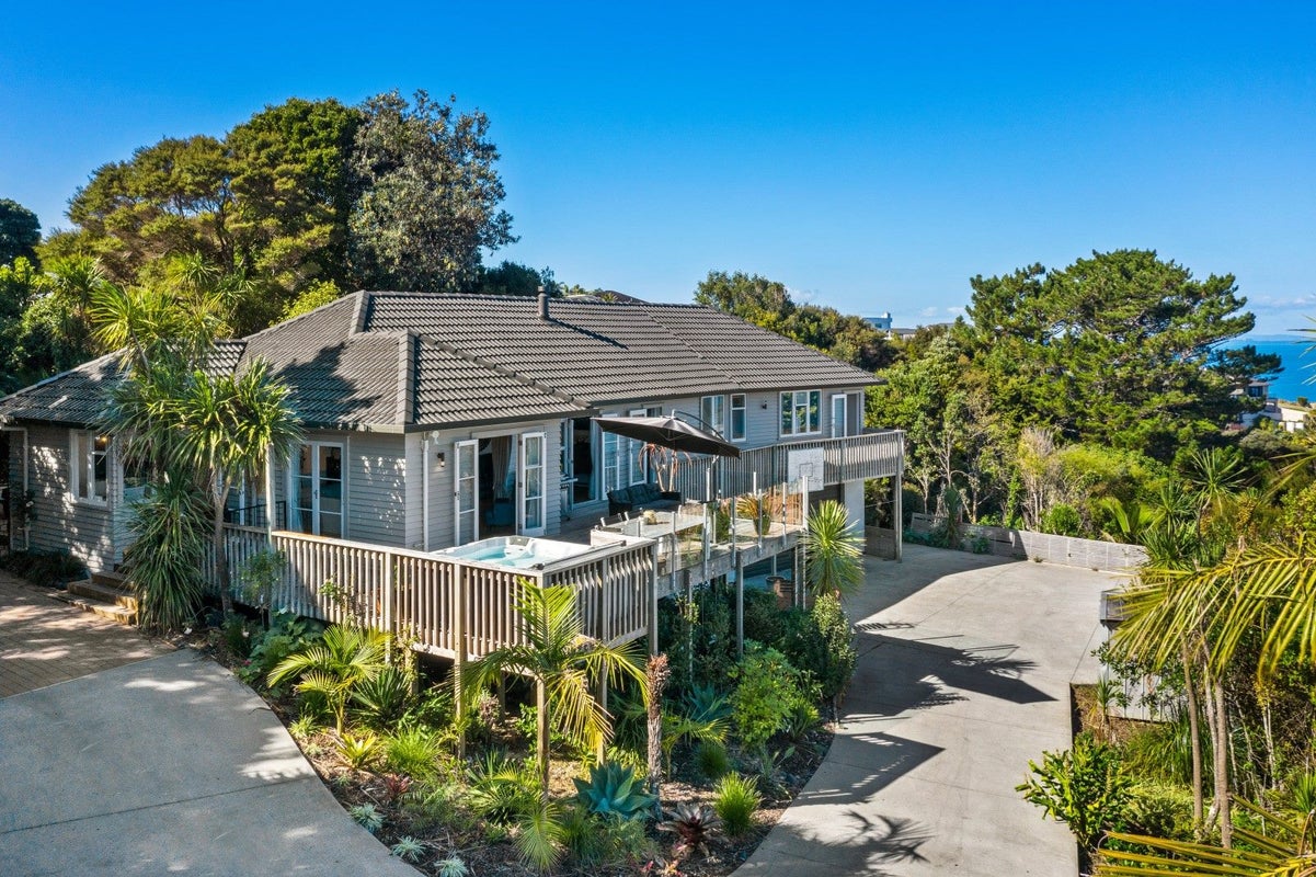 89 Roberts Road, Matakatia, Whangaparaoa - Carousel 2