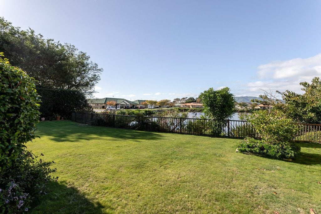 63 Guildford Drive, Paraparaumu - Carousel 2