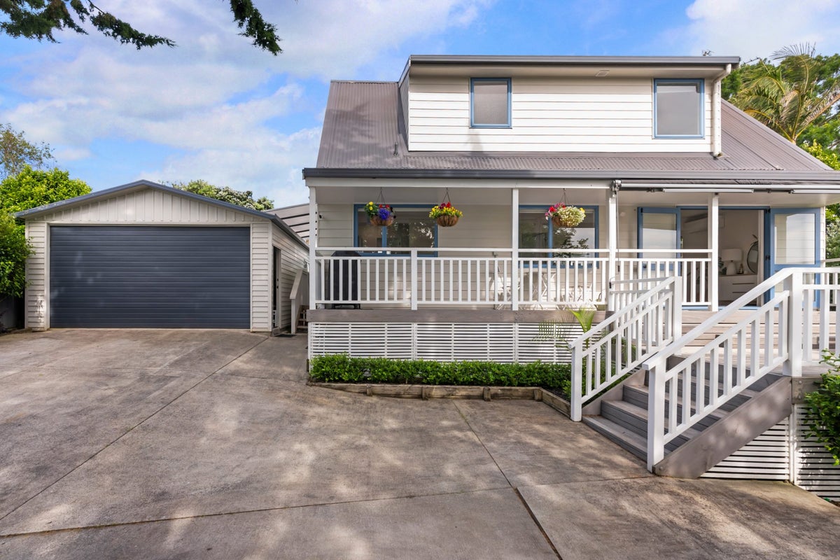 6A Courtland Avenue, Glen Innes, Auckland - Carousel 2