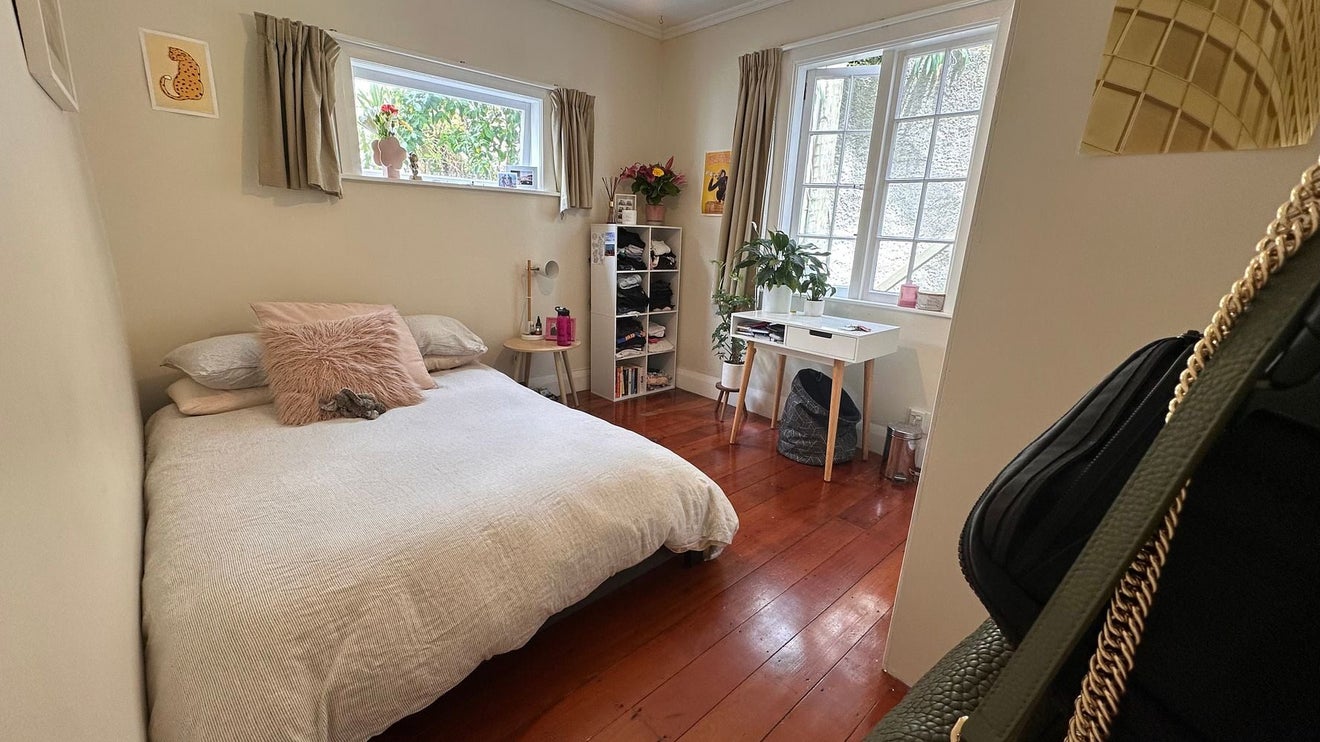 17 Clifton Terrace, Kelburn, Wellington - Carousel 2