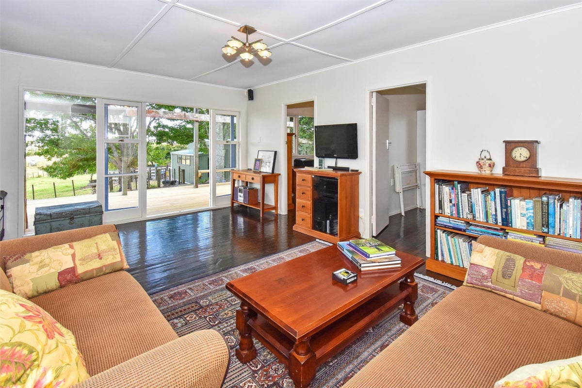 470 Clevedon Kawakawa Road, CLEVEDON, PAPAKURA - Carousel 2