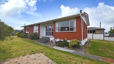 44 Humber Street, Clifton, Invercargill - Carousel 1