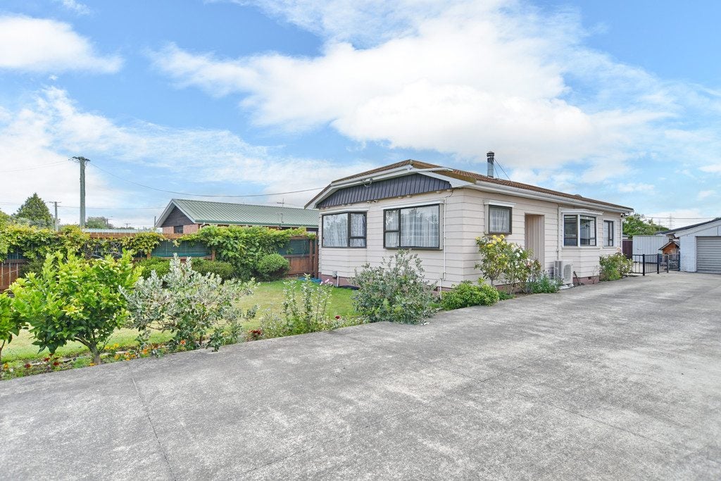 1/326 Waterloo Road, Islington, Christchurch - Carousel 1