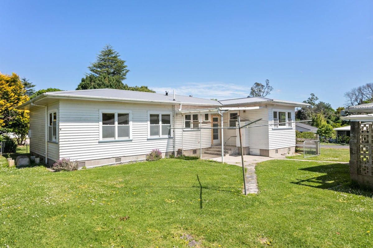 23 Marian Drive, Inner Kaiti, Gisborne - Carousel 2