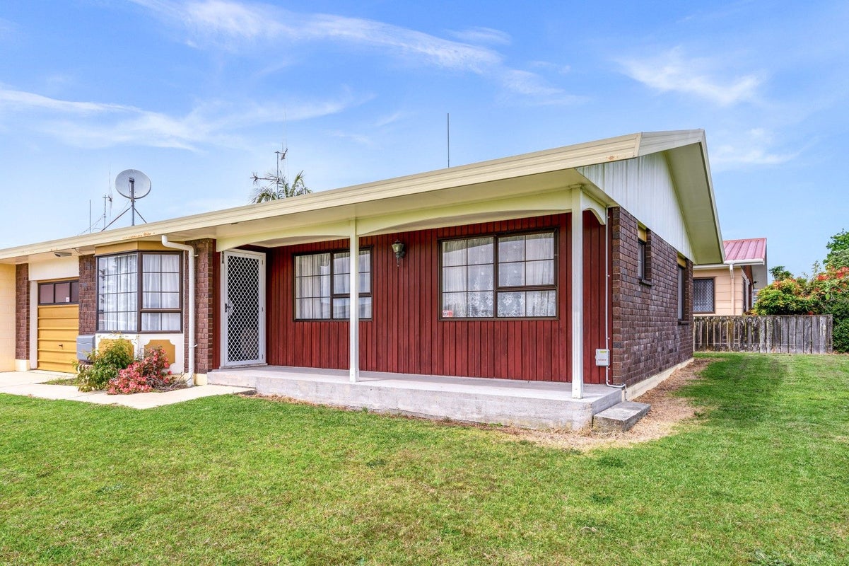 51A Paramount Parade, Tikipunga, Whangarei - Carousel 2