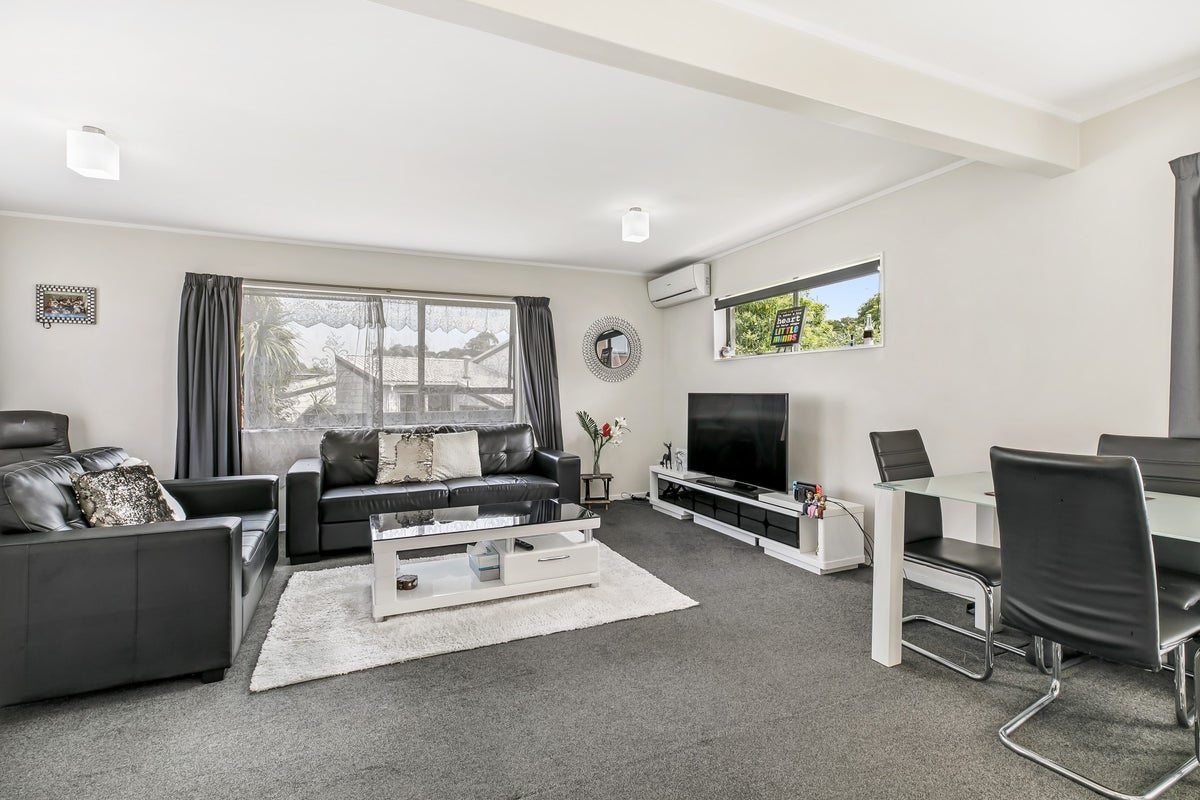 2/79 CLARK ROAD, Papakura, AUCKLAND - Carousel 2