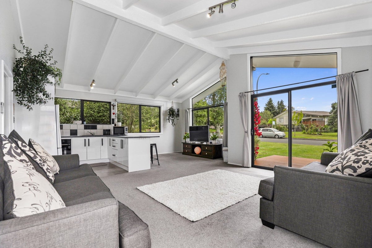 13A Orion Street, Sunnybrook, Rotorua - Carousel 2