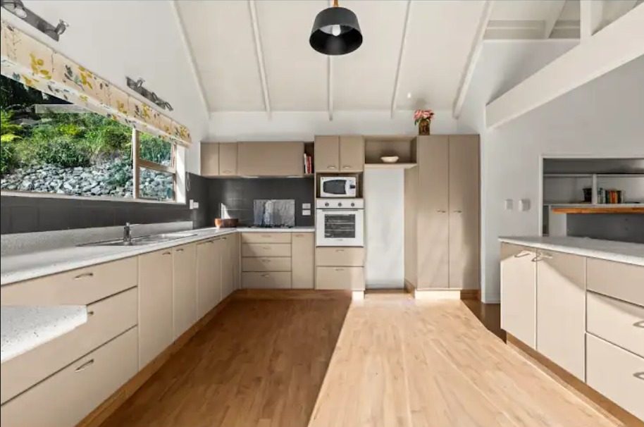 22 Burns Road, Hospital Hill, Napier - Carousel 2