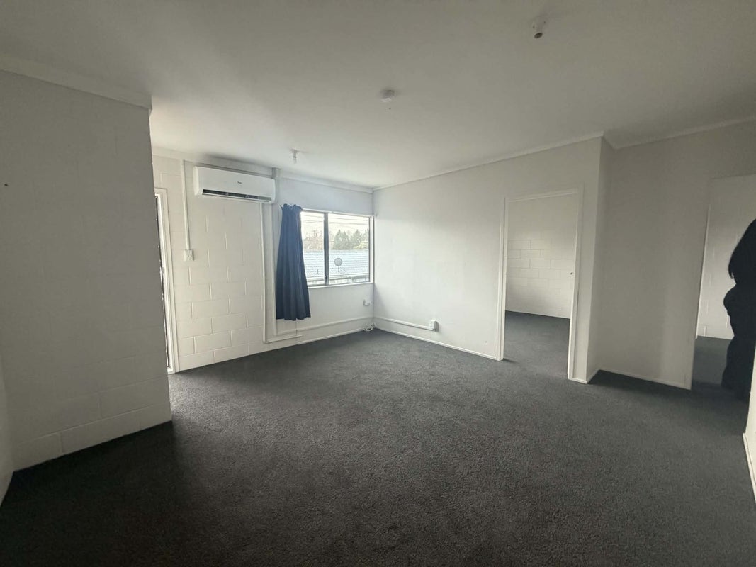 3/9 Totara Street, Trentham, Upper Hutt - Carousel 2