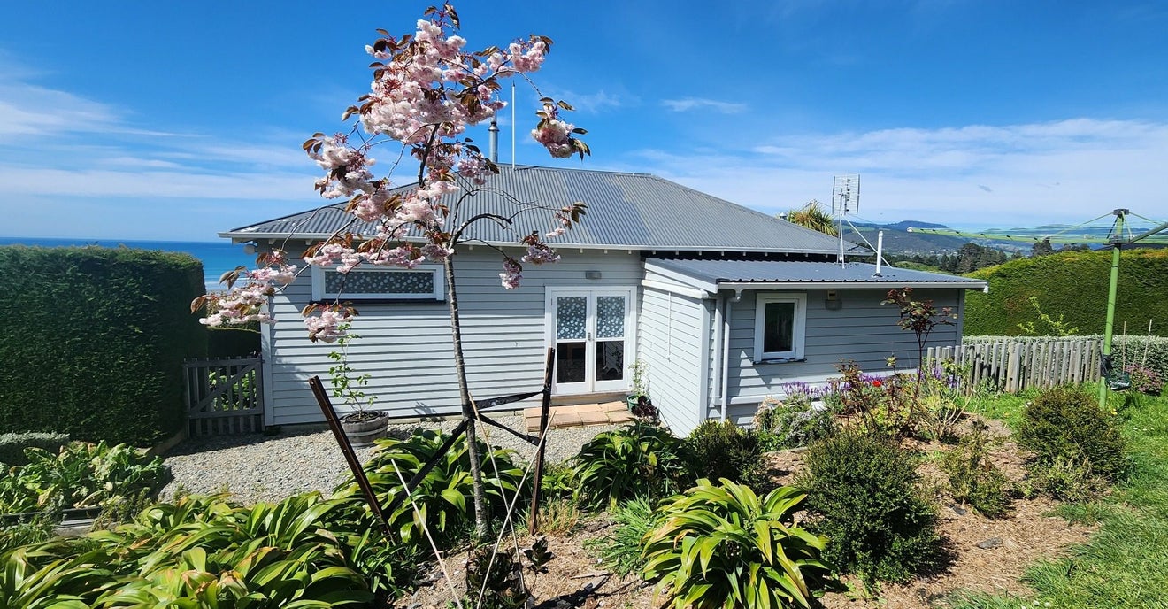 29 Esplanade, Warrington, Waikouaiti - Carousel 14