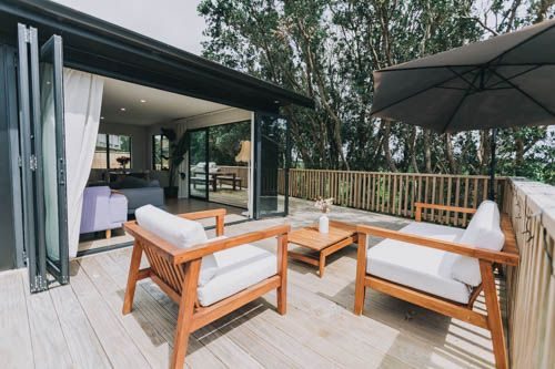 16B Russell Drive, Oakura, Oakura - Carousel 1