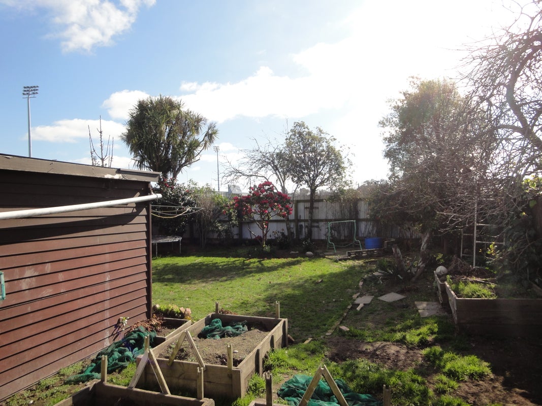 27 Raymond Street, West End, Timaru - Carousel 11