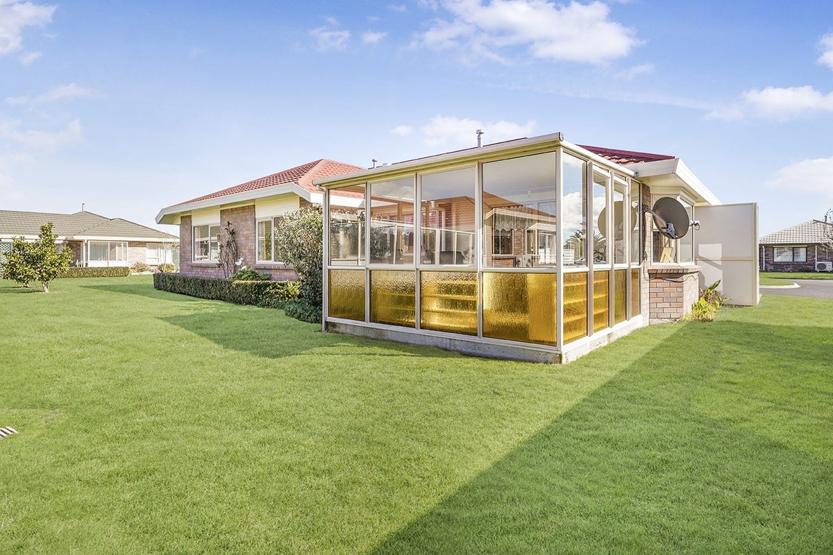 79/4 Admiral Crescent, Flagstaff, Hamilton - Carousel 1