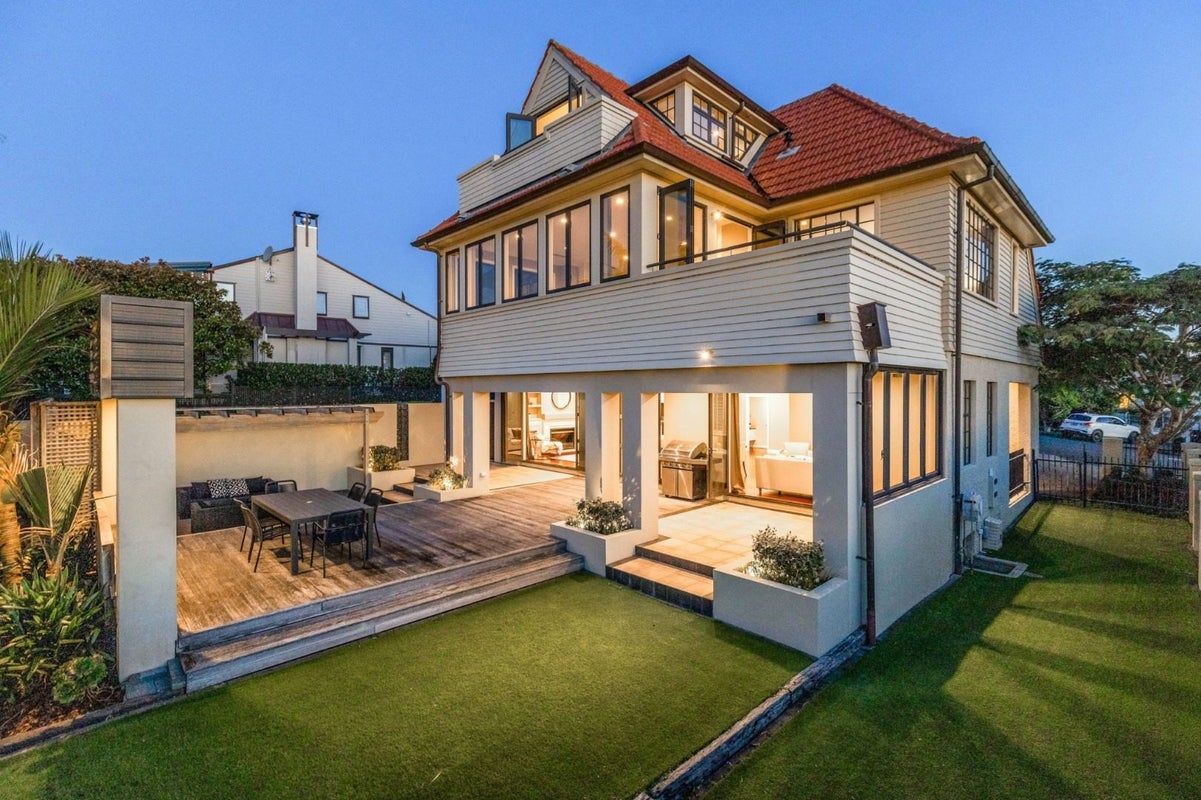 16 Selwyn Avenue, Mission Bay, Auckland - Carousel 2