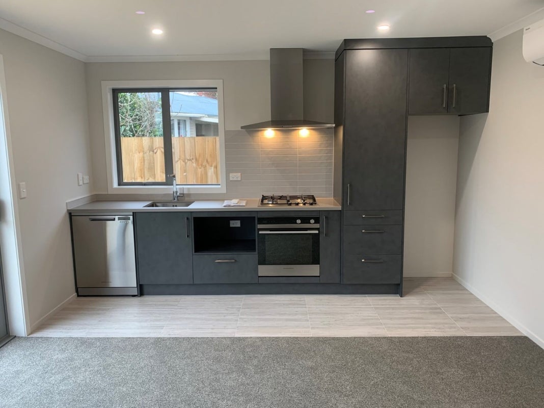 19D Normandy Avenue, Melville, Hamilton - Carousel 2