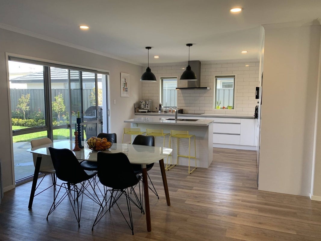4 Aparima Place, Awatoto, Napier - Carousel 1