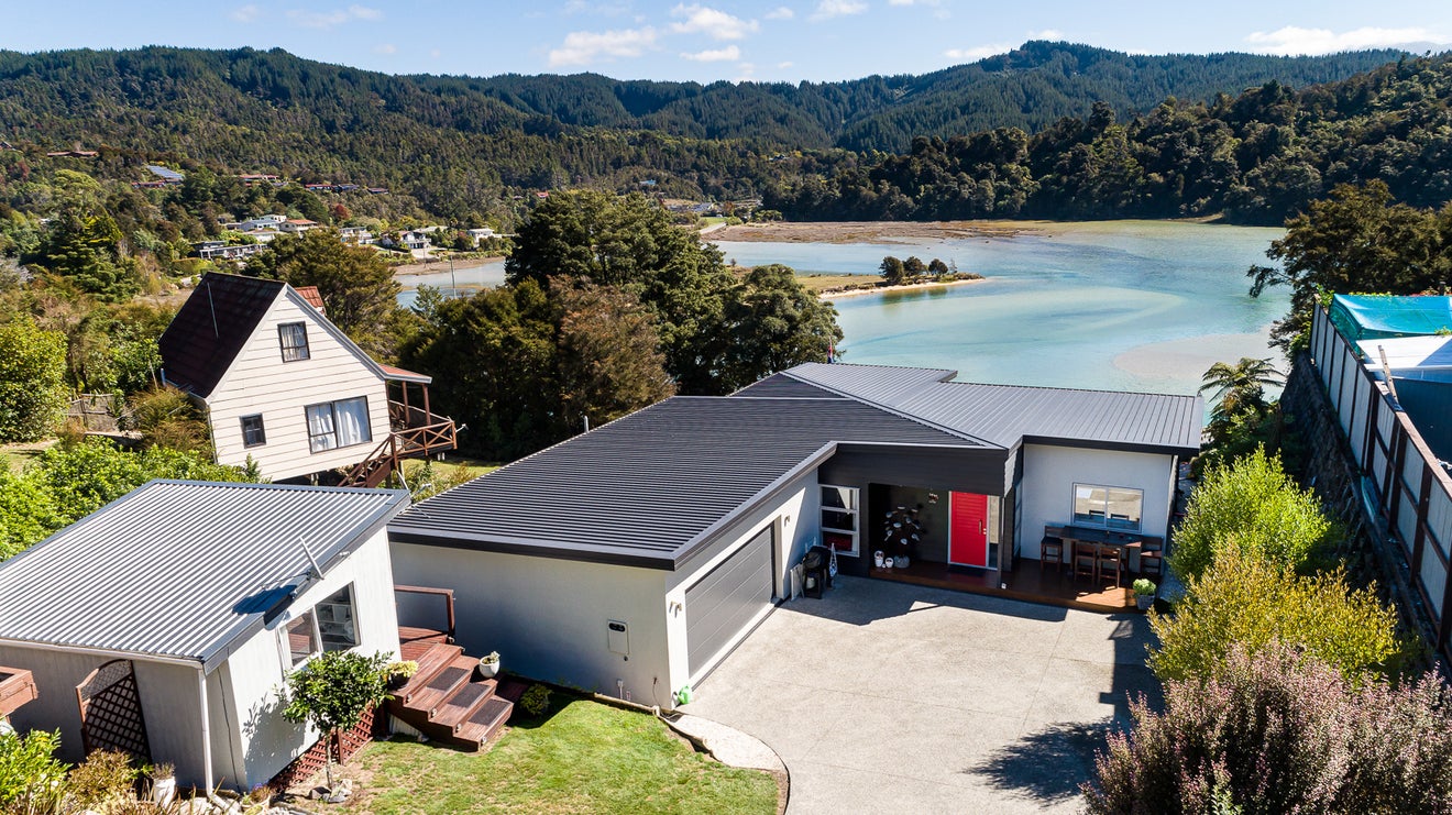 1B Rowling Road, Kaiteriteri, Motueka - Carousel 19