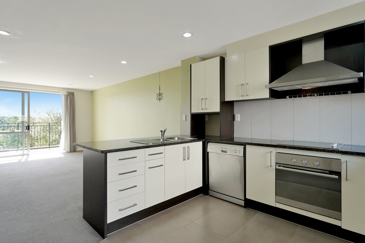 12/6 Islington Avenue, New Lynn, Auckland - Carousel 15