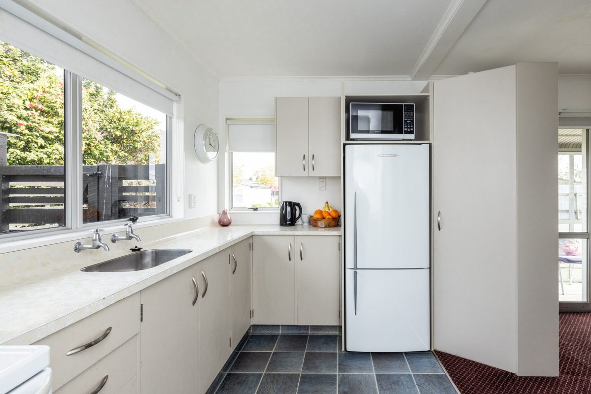 3/20 Foster Terrace, Onekawa, Napier - Carousel 2