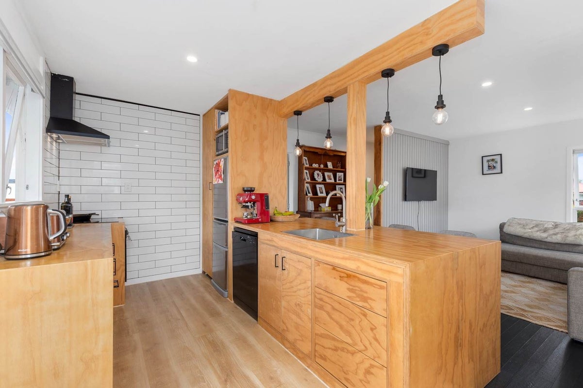 26 Scott Road, Papakura, Papakura - Carousel 2