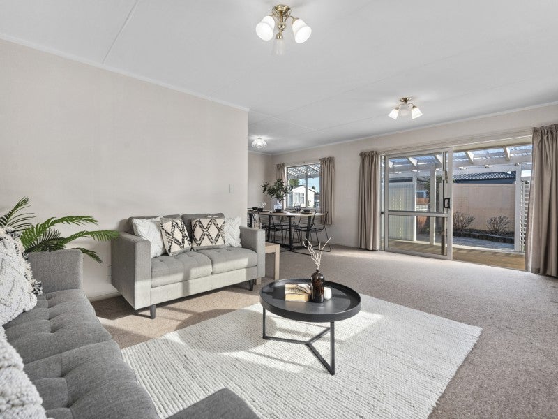 186A Greerton Road, Greerton, Tauranga - Carousel 1