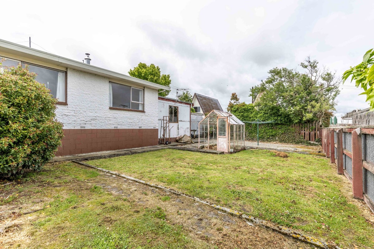 1A Talbot Street, East Gore, Gore - Carousel 22