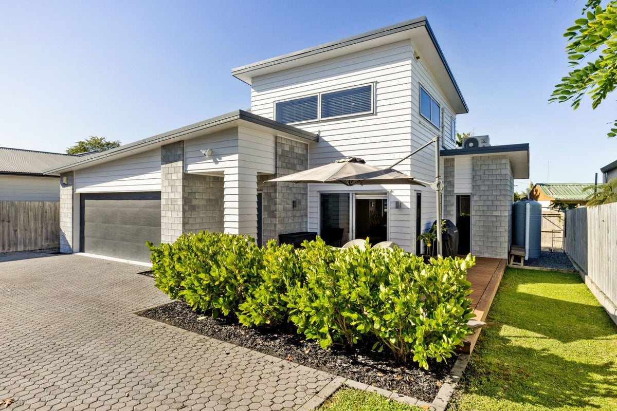 31A Collins Road, Melville, Hamilton - Carousel 2