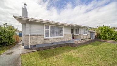 14 Barnett Place, Pirimai, Napier - Carousel 1