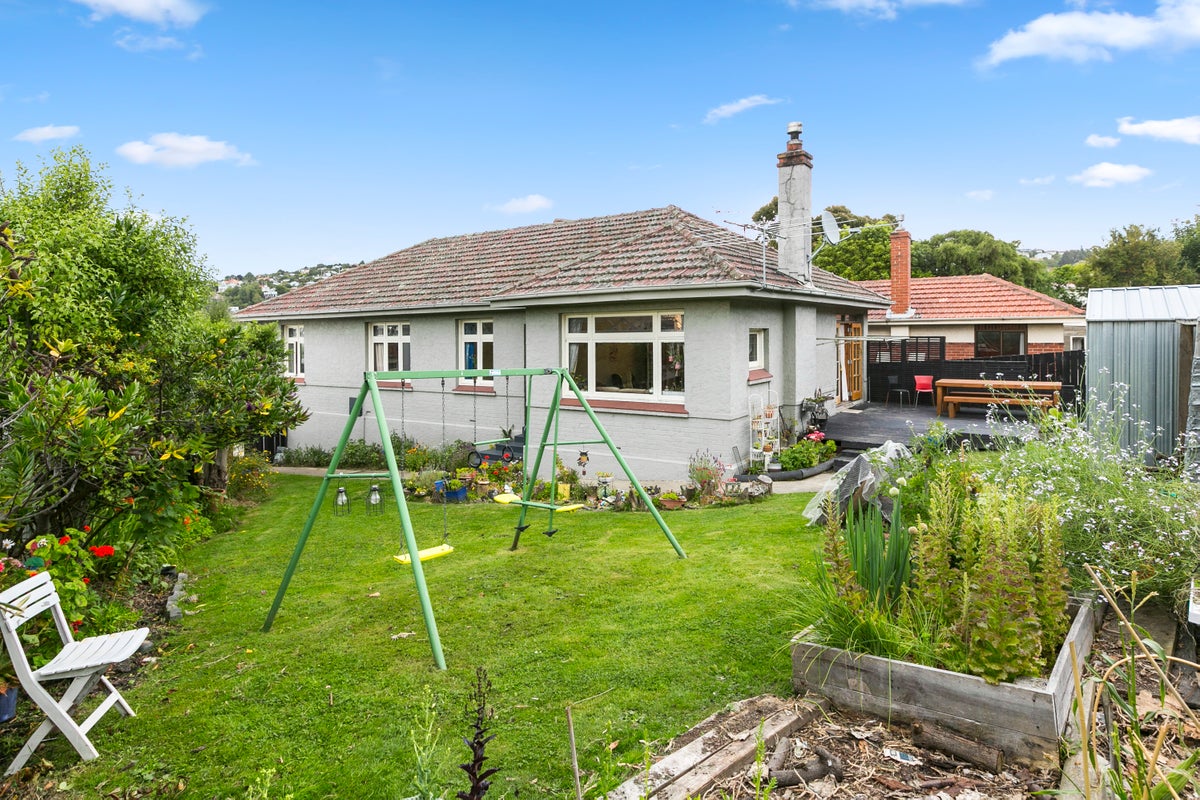20 Lisburn Avenue, Caversham, Dunedin - Carousel 21