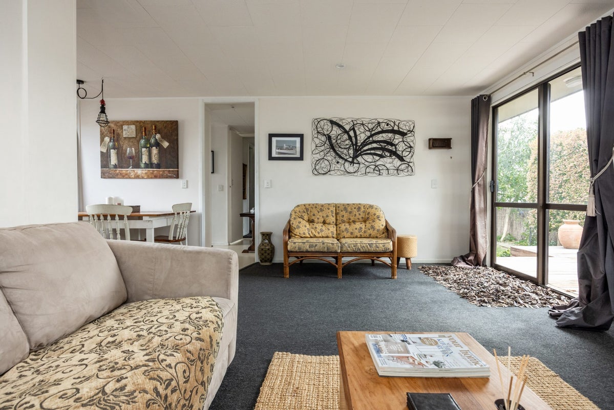 1/145 Gloucester Street, TARADALE, NAPIER - Carousel 2