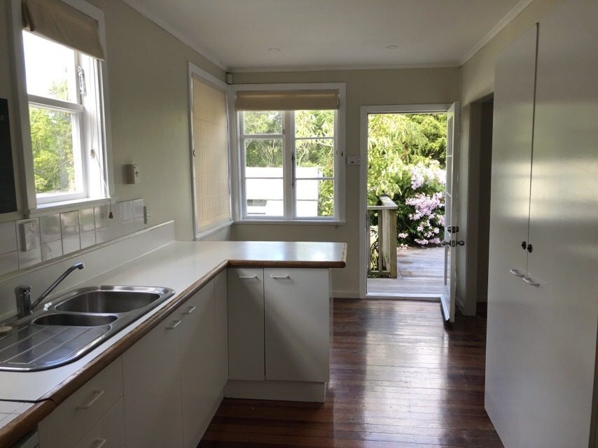 8 Mamaku Street, Meadowbank, Auckland - Carousel 2