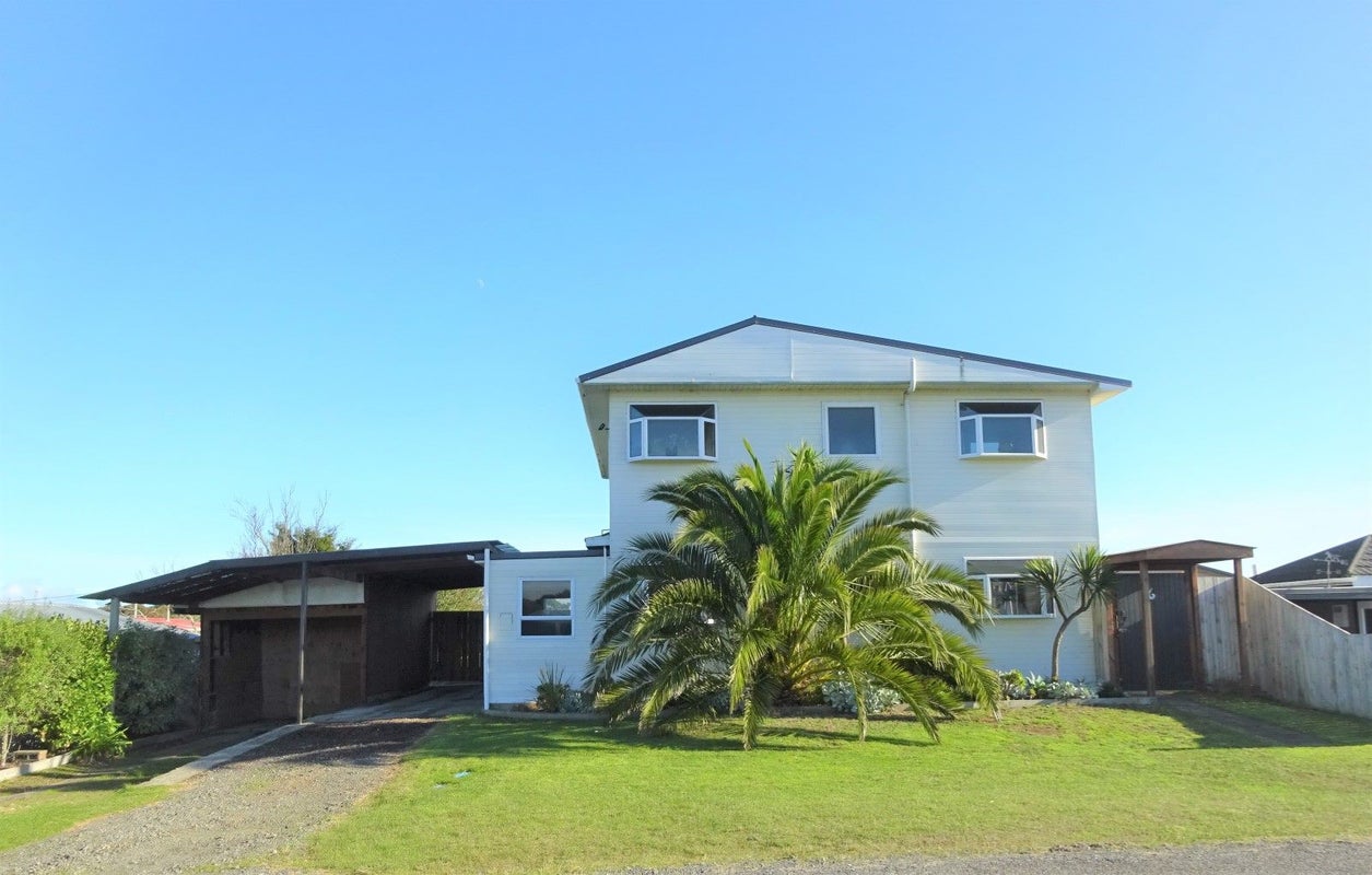 6 Huia Street, Foxton Beach, Foxton - Carousel 2