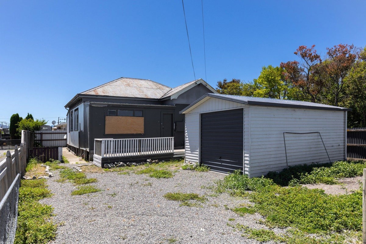 8A Farmar Street, Mayfield, Blenheim - Carousel 1