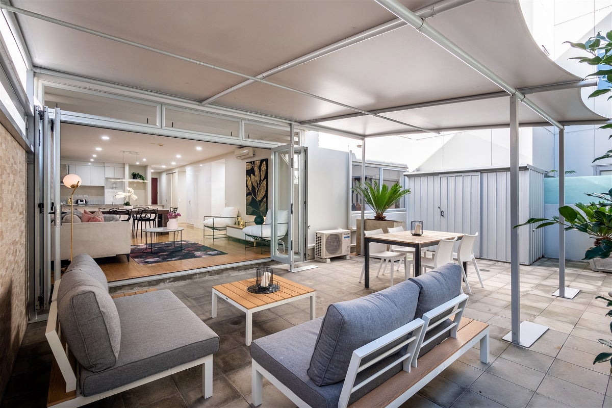 105/10 Fox Street, Parnell, Auckland - Carousel 1