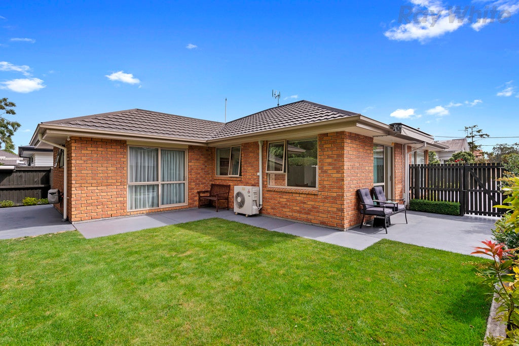 104A Hills Road, Edgeware, Christchurch - Carousel 12