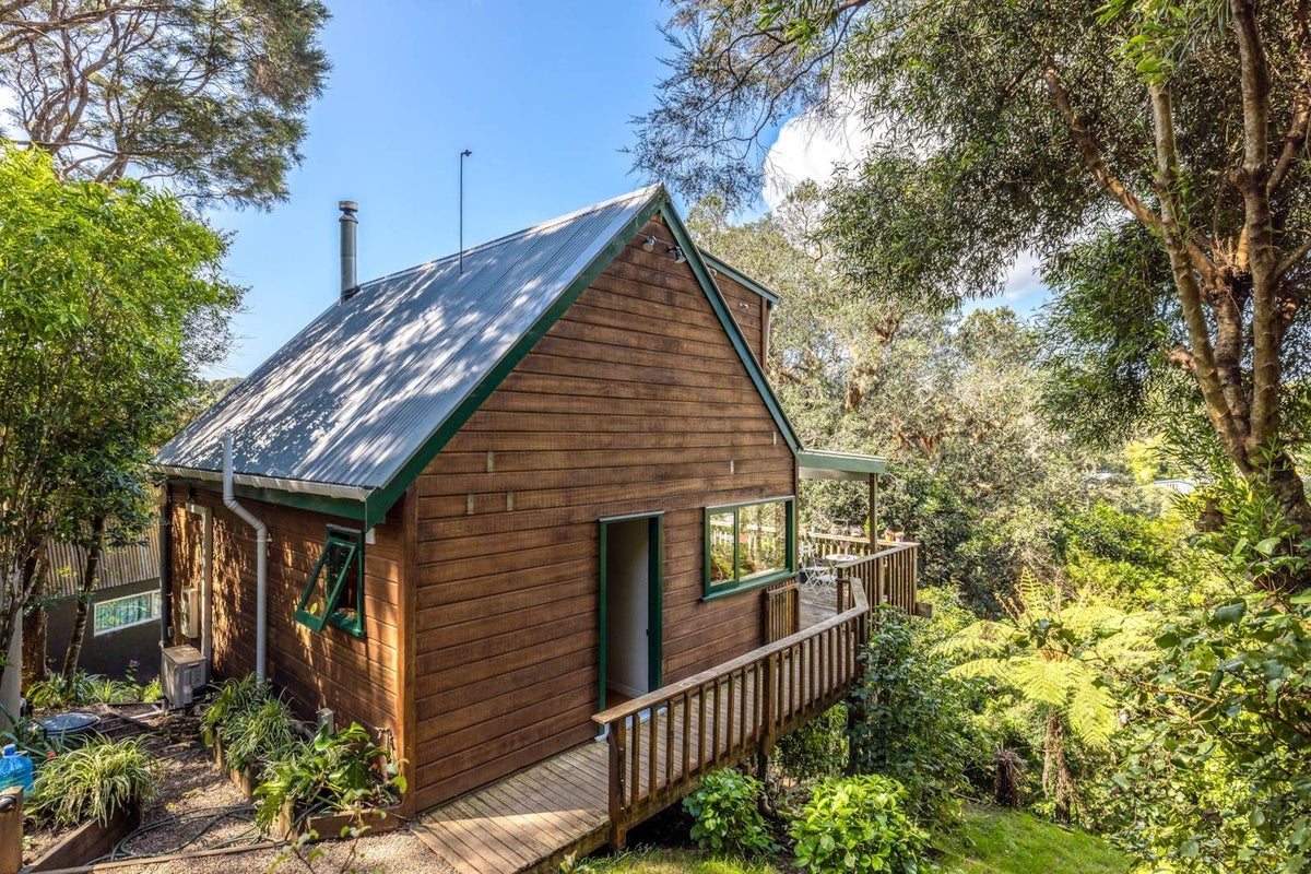 55 Okoka Road, Omiha, Waiheke Island - Carousel 18